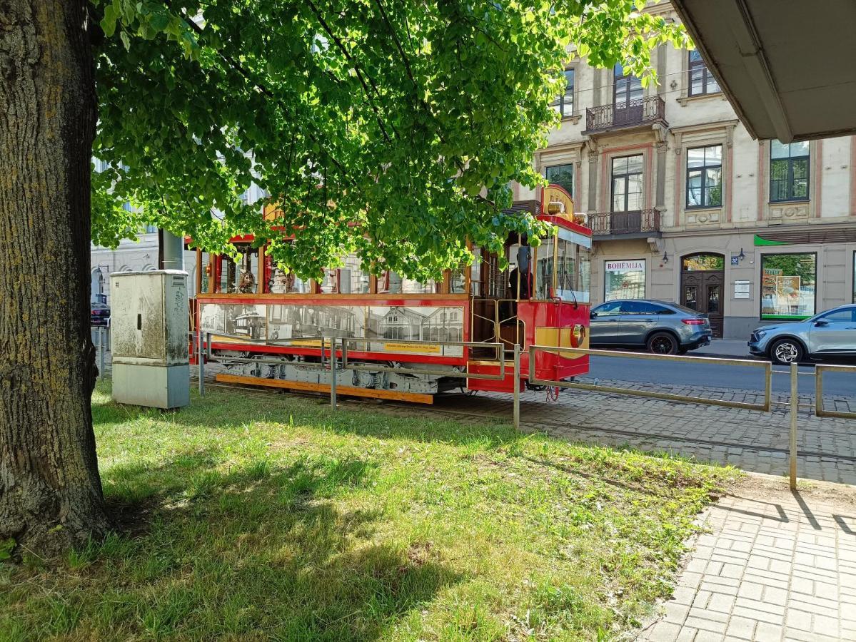 Centrally Located Studio Apartment Riga Exterior foto